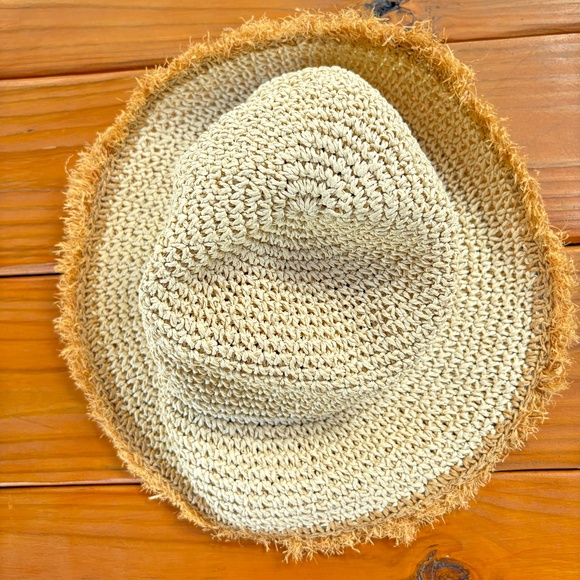 Floppy Straw Hat - Picture 2 of 4